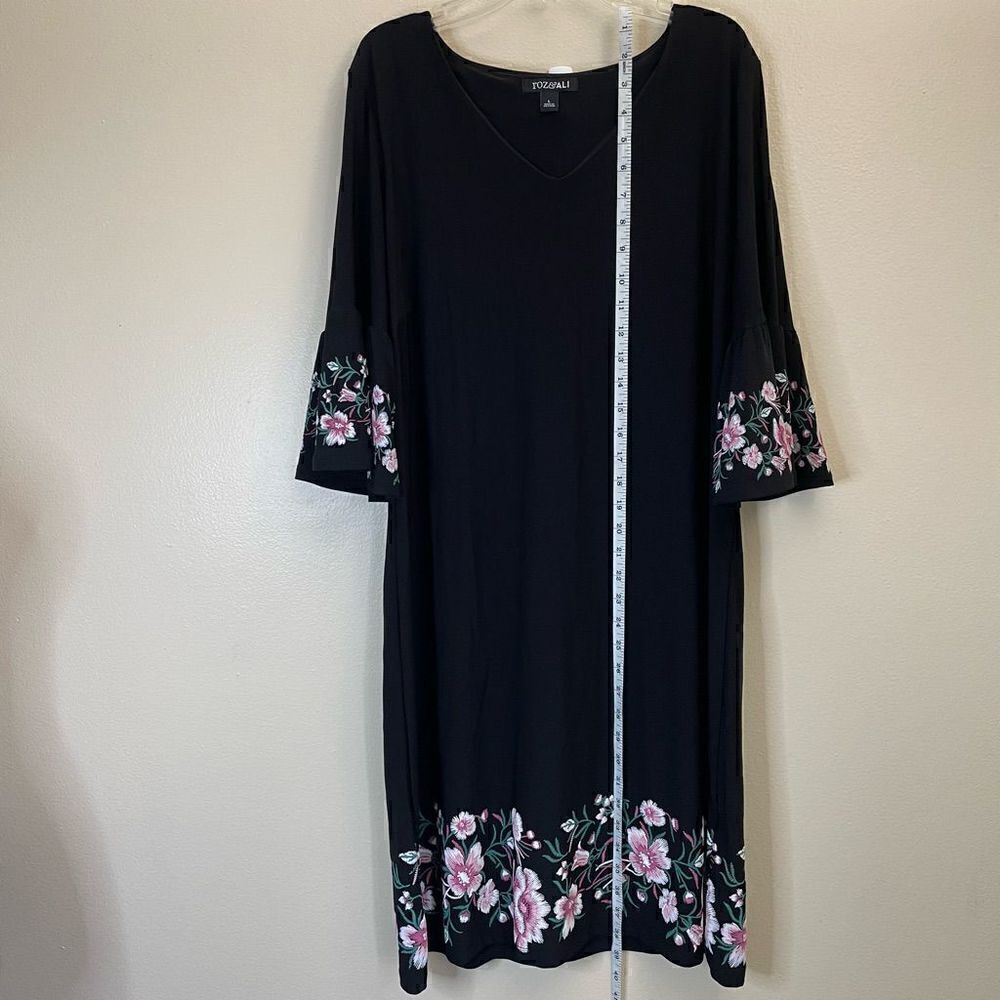 Roz& Ali | Large| Stretch| Soft| Bell sleeves| Midi| Dress| Floral Print - Picture 3 of 12